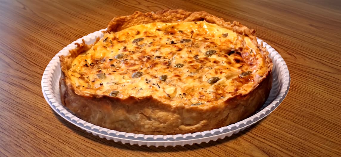 Quiche Cebola com queijo e azeitona